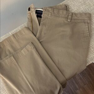 Dockers Men's Khaki Chinos